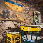 Atelier Nyaraló *