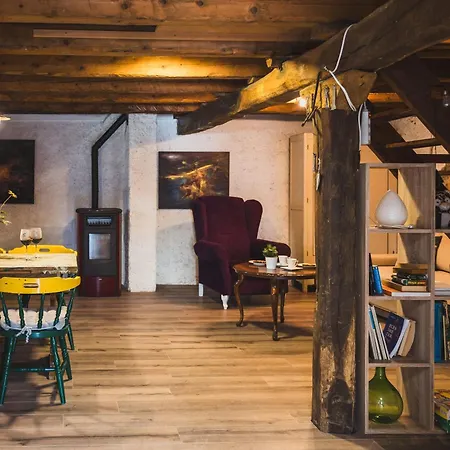 Atelier Case de vacanță Zvoneca